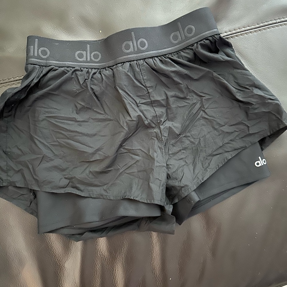 Alo running shorts w/ attached inner bike short, size small, black